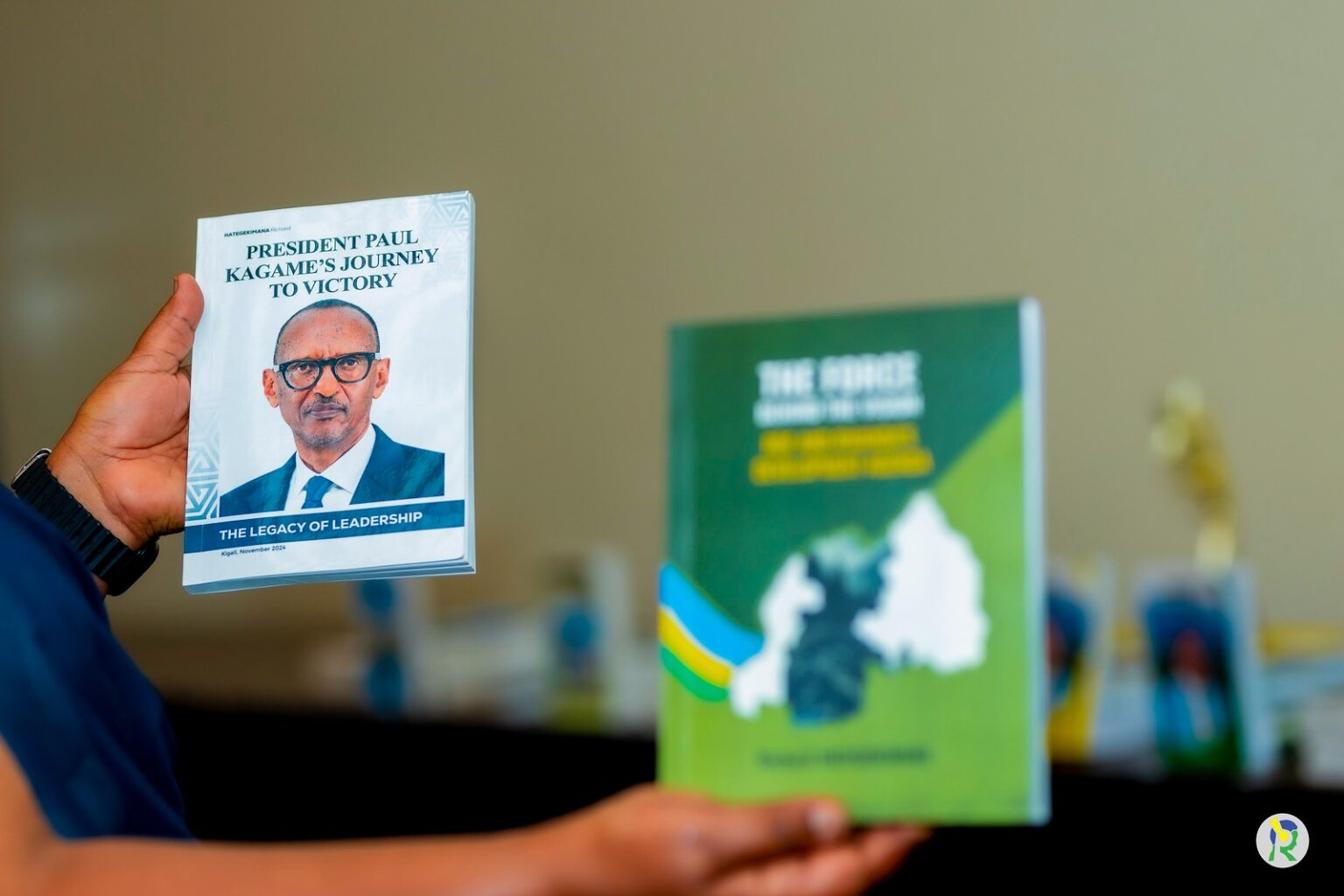 Hategekimana Richard yamuritse igitabo “Ubudasa bw’Ingabo z’u Rwanda RDF”